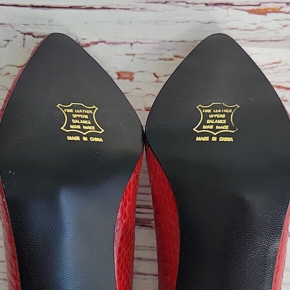 Stefani Red Leather Animal Print Prints Size 7.5 NWOT - Picture 6 of 10